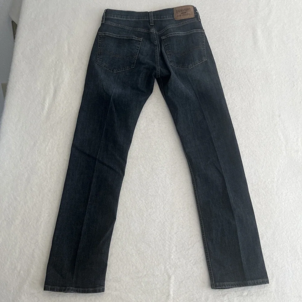 Signature Levi Jeans Men's 30x32 Blue Cotton Denim Straight Leg Stretch